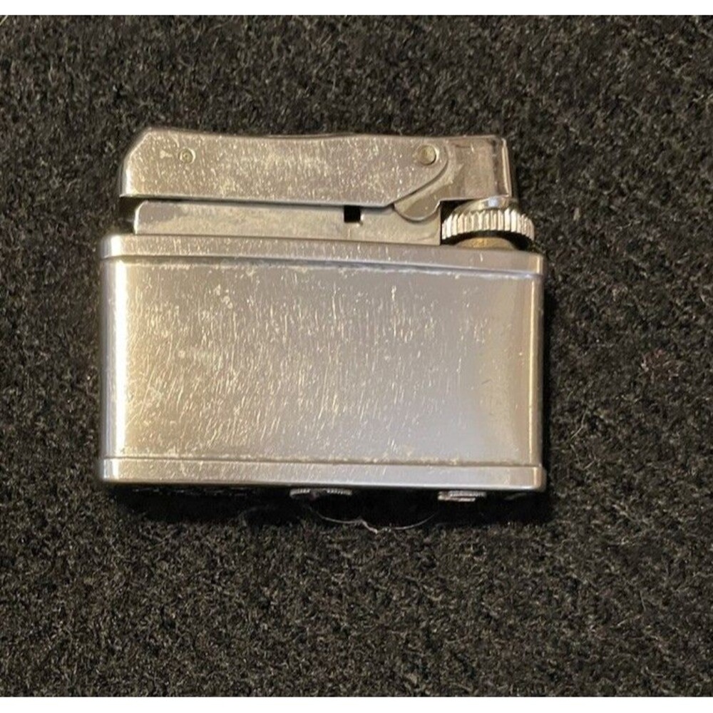 Vintage Silver Tone Penguin LOOK Automatic Lighter Made In Japan HTF 1.5x2”